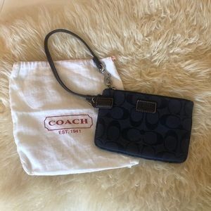 NAVY COACH WRISTLET WITH LEATHER STRAP